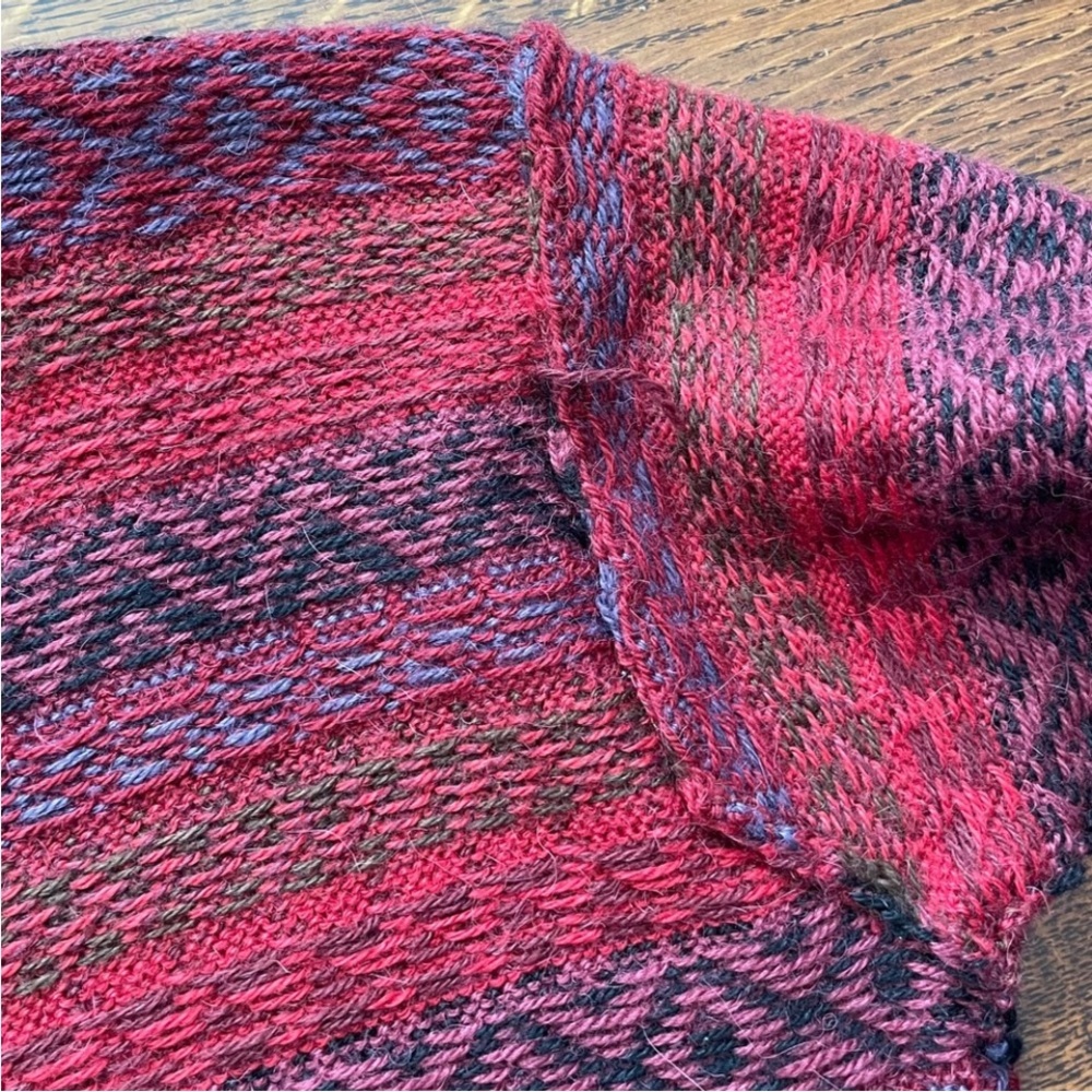 Vintage Baby Alpaca Fair Isle Sweater Cranberry Red Multicolor Men’s Size Small - Picture 13 of 15